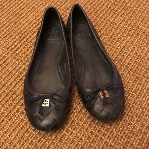 Tory Burch Navy woven leather logo ballet flats